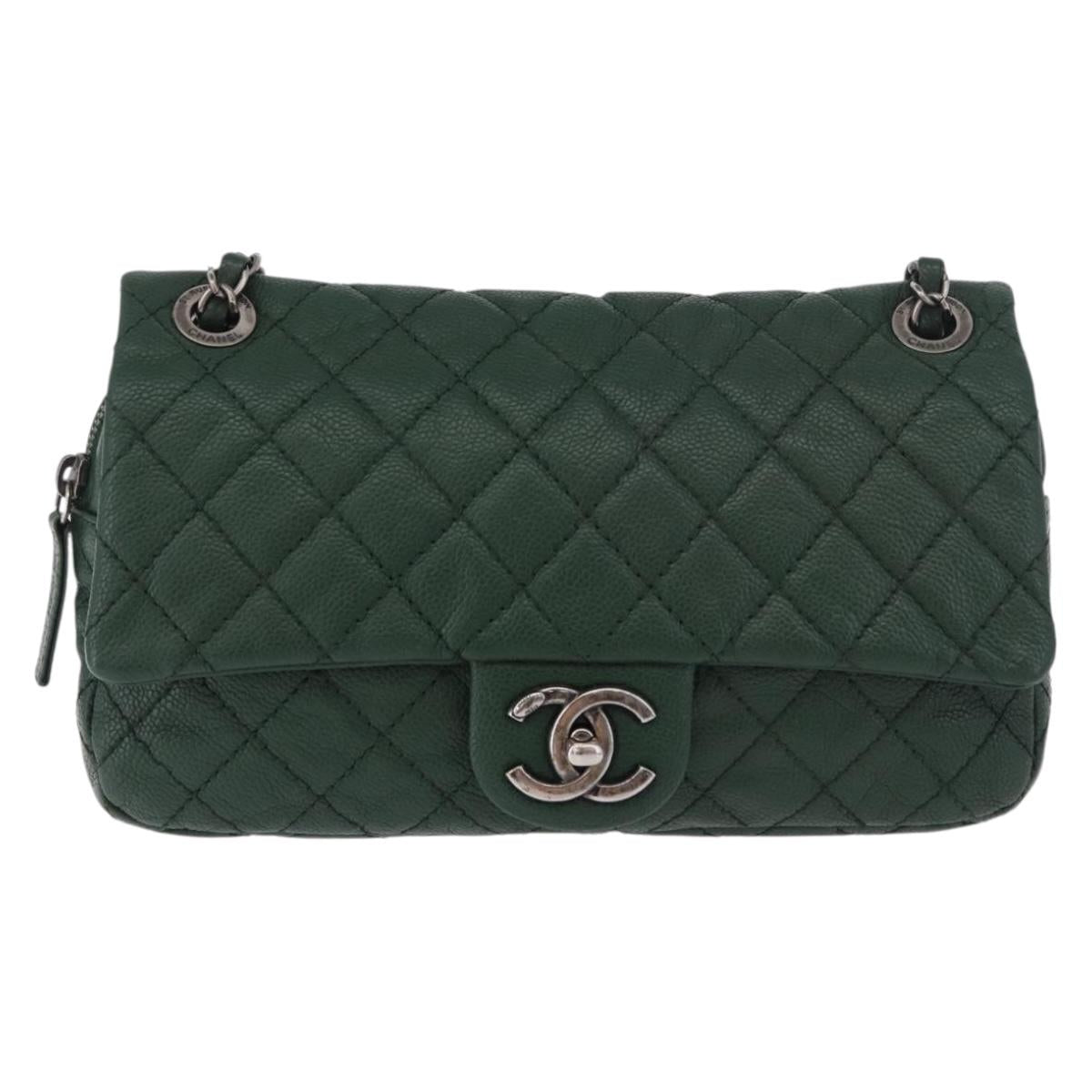 CHANEL Chain Matelasse 25 Shoulder Bag Caviar Skin Green CC Auth 184818SAV