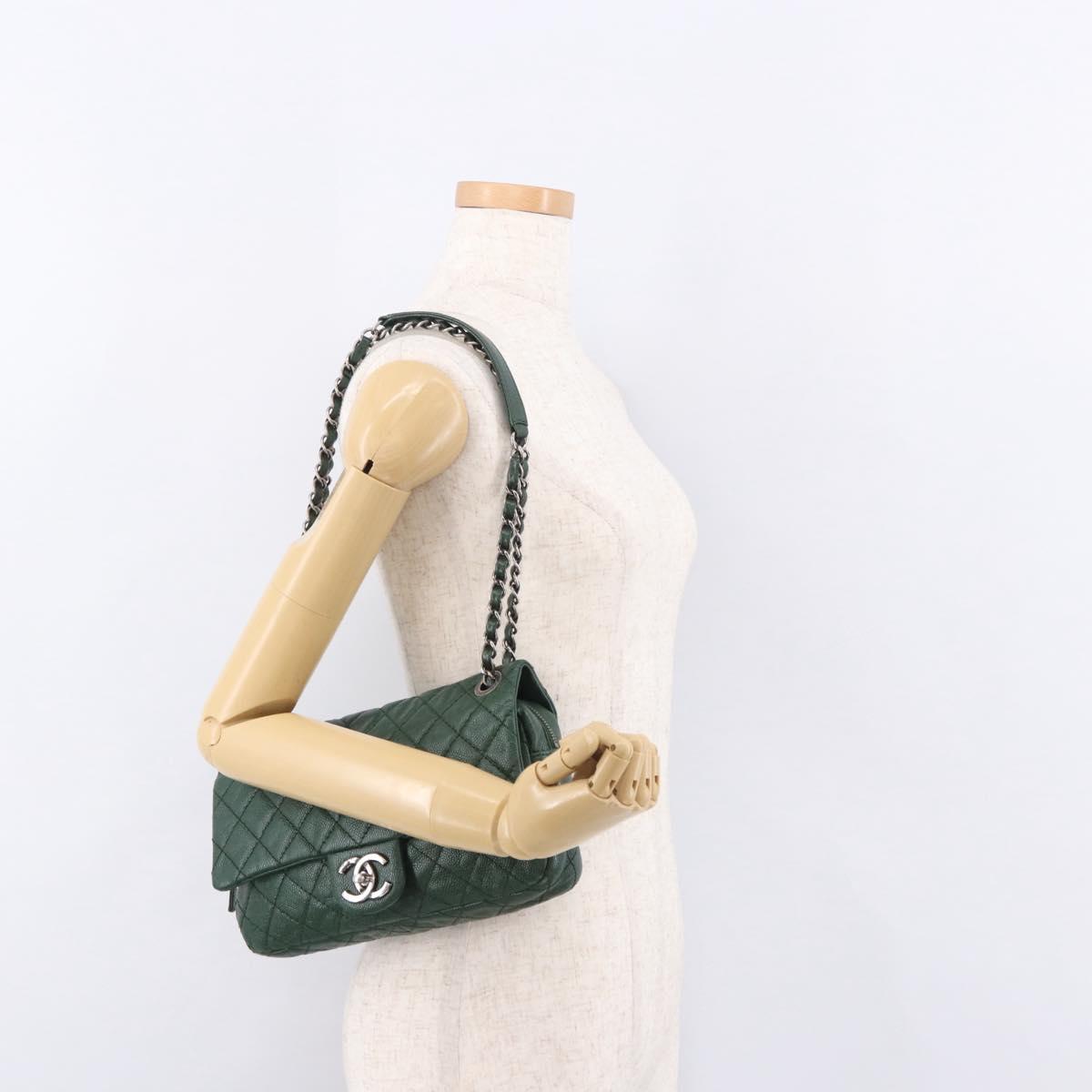 CHANEL Chain Matelasse 25 Shoulder Bag Caviar Skin Green CC Auth 184818SAV