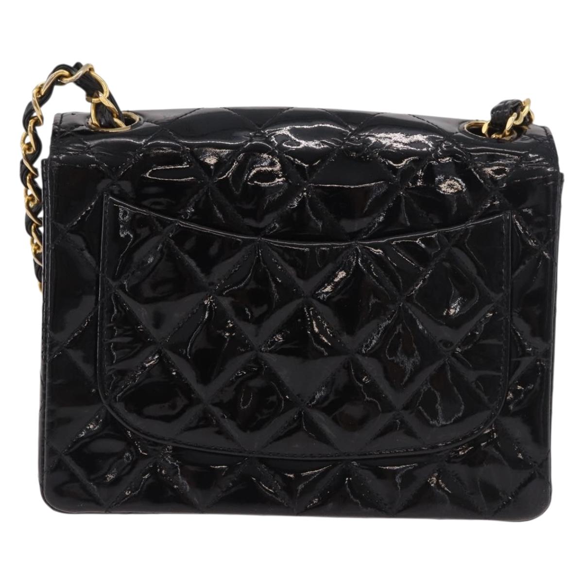 CHANEL Mini Matelasse 17 Chain Bag Patent leather Black Gold CC Auth 184825V