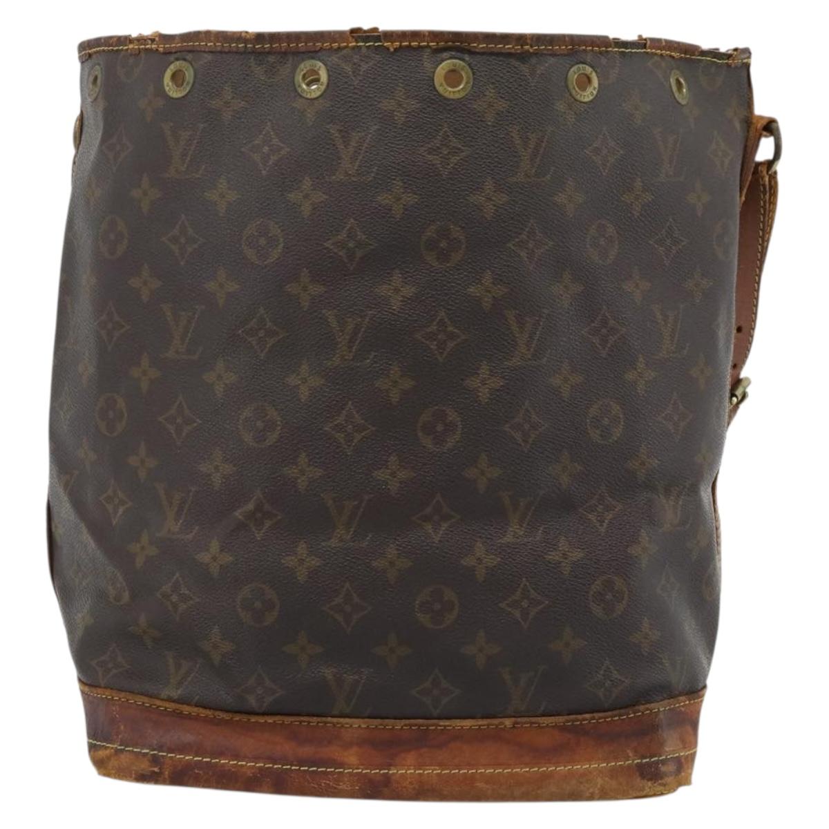 LOUIS VUITTON Monogram Noe Shoulder Bag M42224 LV Auth 184922