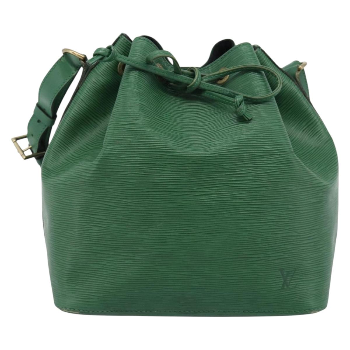 LOUIS VUITTON Epi Petit Noe Shoulder Bag Green M44104 LV Auth 184957A