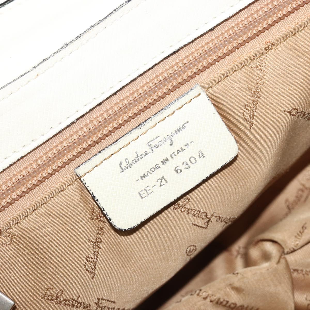 Salvatore Ferragamo Gancini Shoulder Bag Leather Ivory Silver Auth 184983