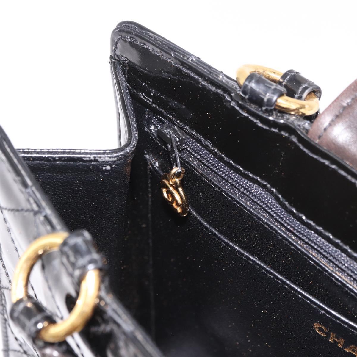 CHANEL Matelasse Hand Bag Patent leather Black Gold CC Auth 185385A