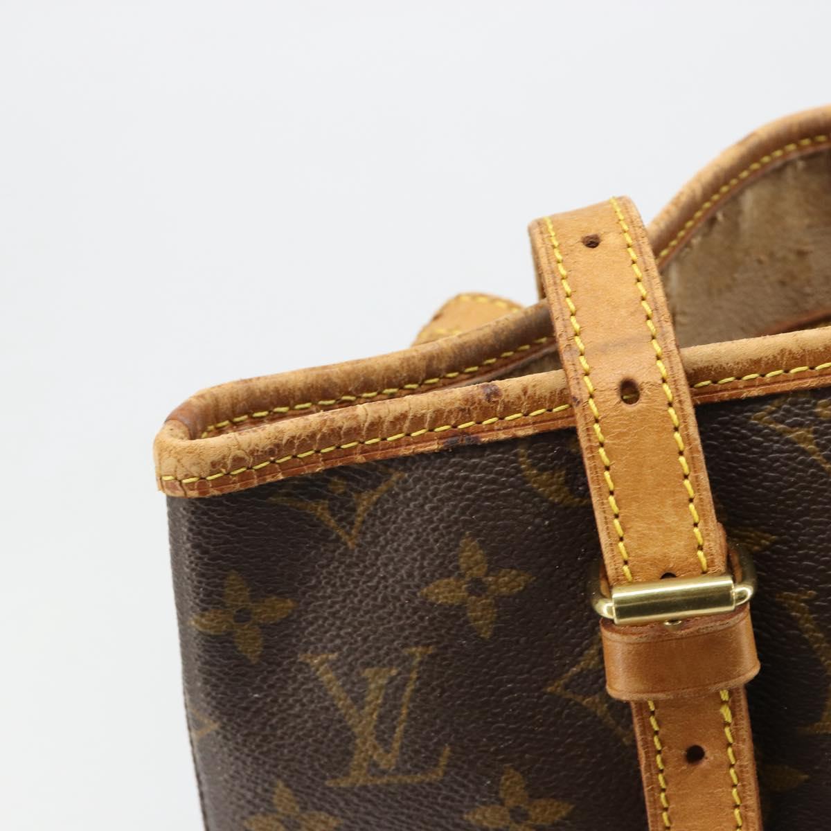 LOUIS VUITTON Monogram Bucket GM Shoulder Bag M42236 LV Auth 185527