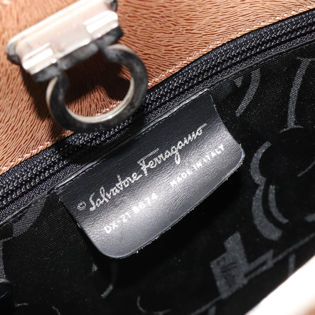 Salvatore Ferragamo Gancini Shoulder Bag Leather Beige Silver Auth 185544