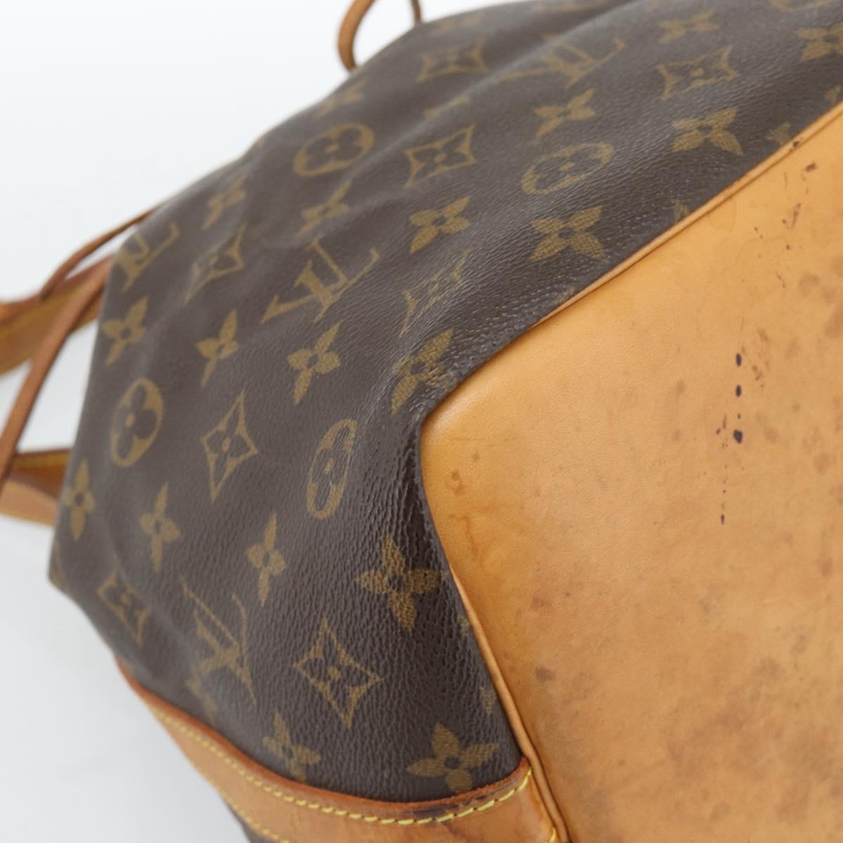 LOUIS VUITTON Monogram Petit Noe Shoulder Bag M42226 LV Auth 185703A
