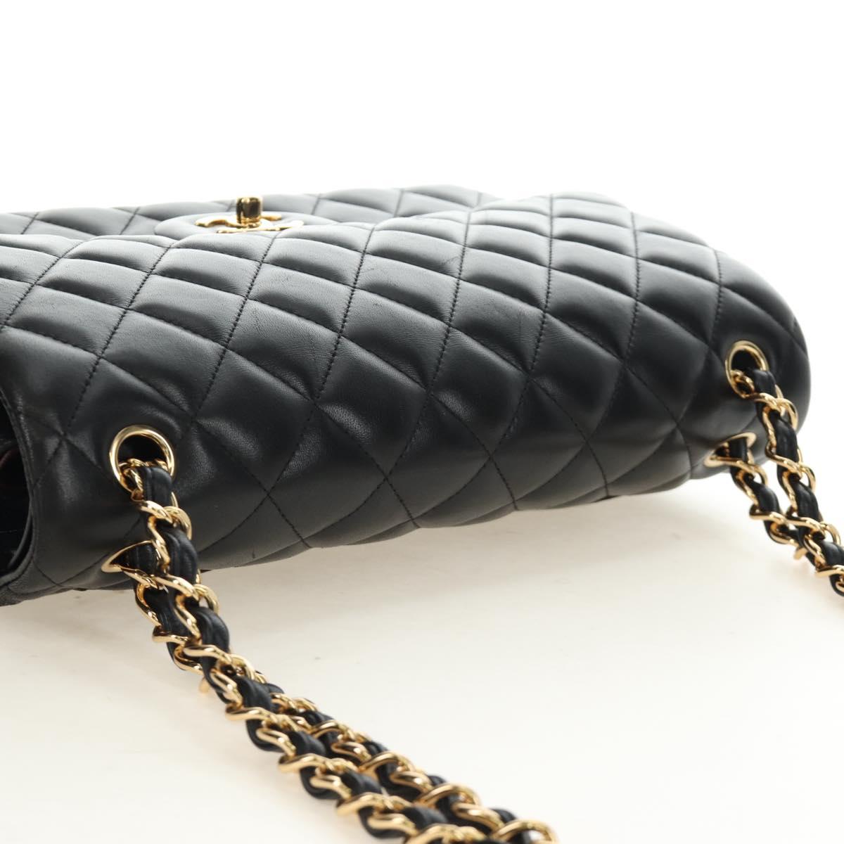 CHANEL Matelasse 30 Chain Double Flap Bag Lamb Skin Gold Black CC Auth 185808SM