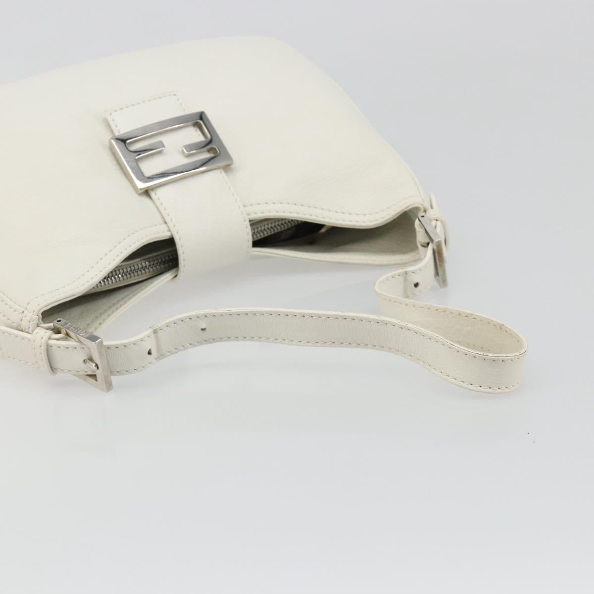 FENDI Mamma Baguette Shoulder Bag Leather White Silver Auth 185820M