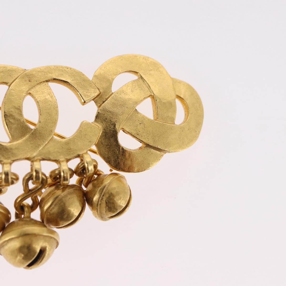 CHANEL Brooch metal Gold CC Auth 185844M
