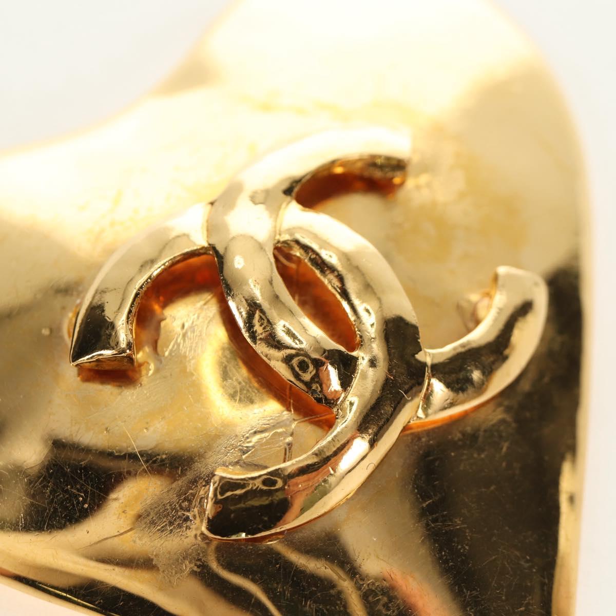 CHANEL Brooch metal Gold CC Auth 185845M