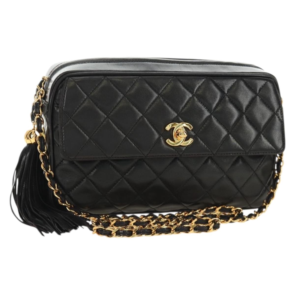 CHANEL Matelasse Chain Shoulder Bag Lamb Skin Gold Black CC Auth 185851SM