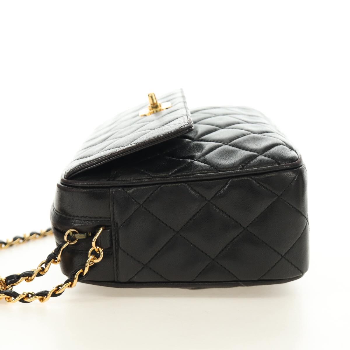 CHANEL Matelasse Chain Shoulder Bag Lamb Skin Gold Black CC Auth 185851SM