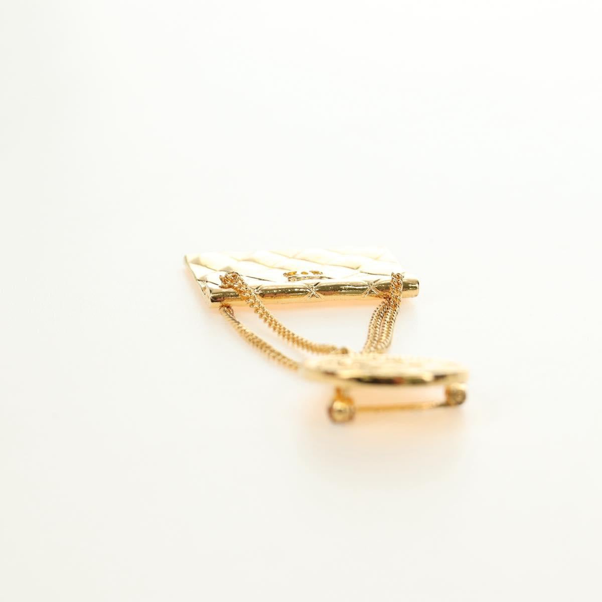 CHANEL Brooch metal Gold CC Auth 185856M