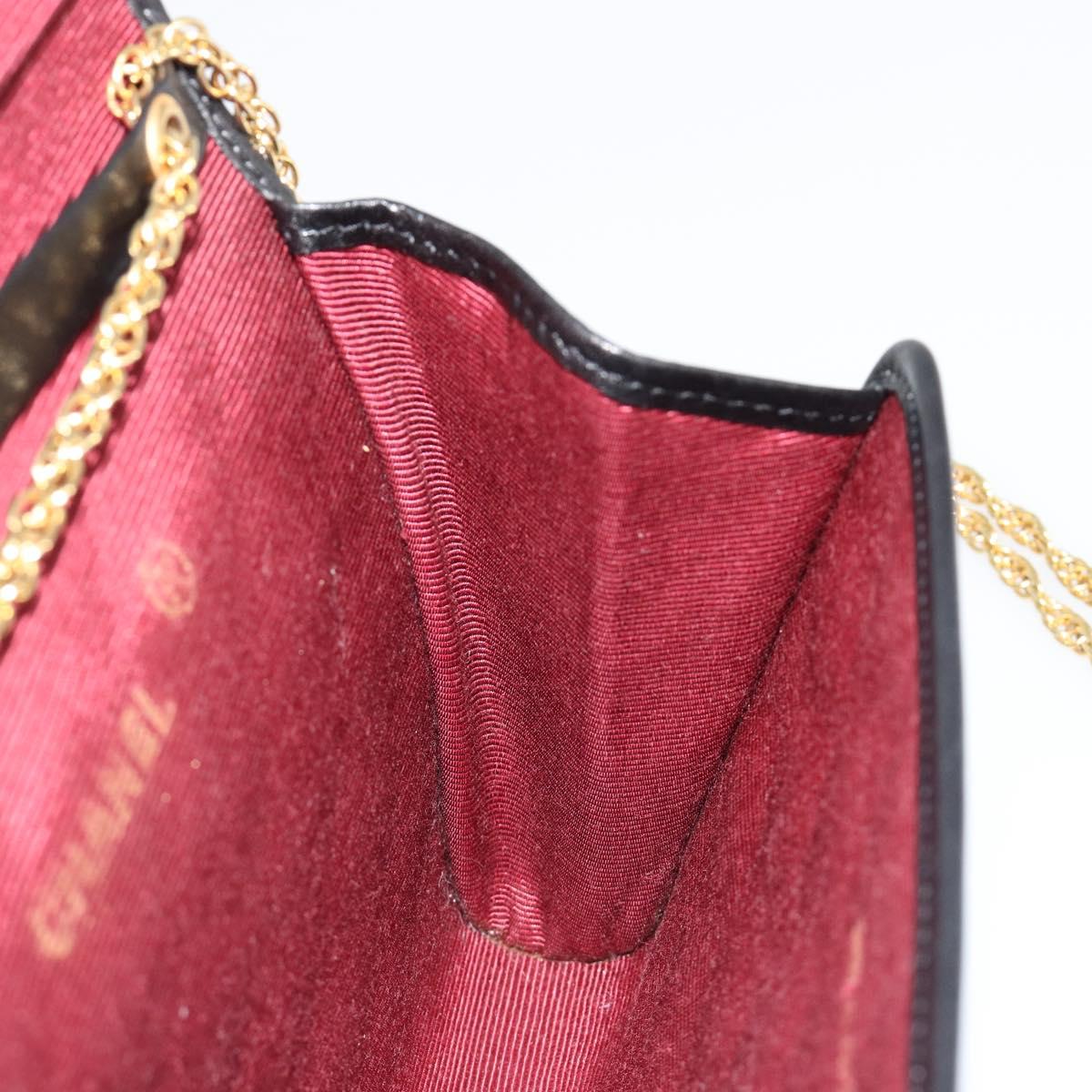 CHANEL Matelasse Chain Shoulder Bag Lamb Skin Gold Black CC Auth 185863A