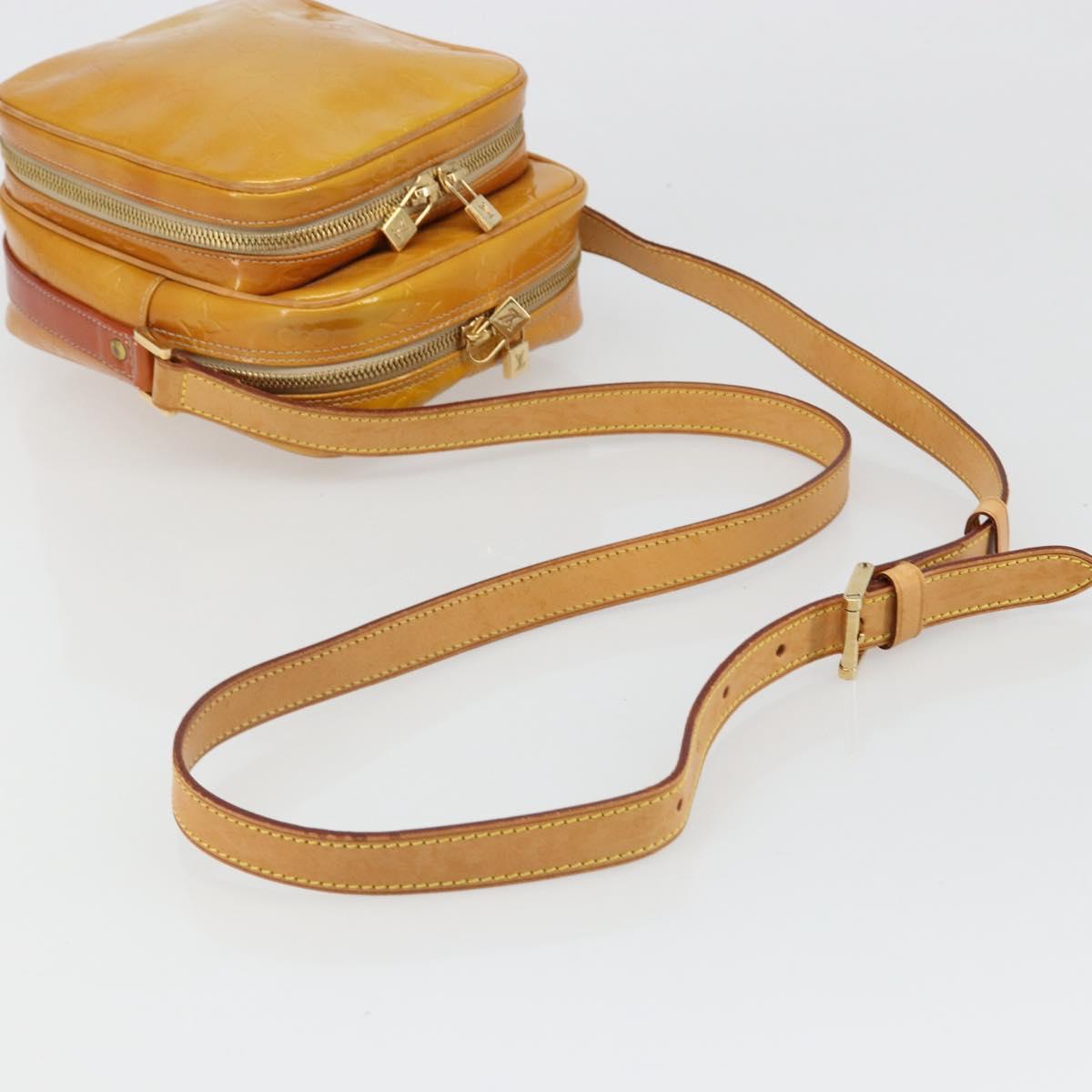 LOUIS VUITTON Monogram Vernis Wooster Shoulder Bag Beige LV Auth 185903