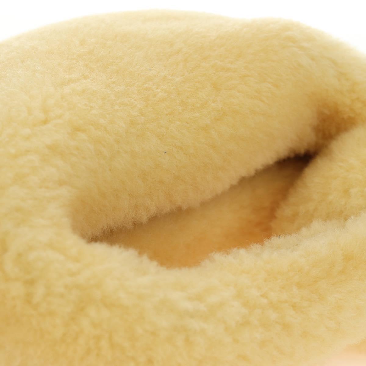 BOTTEGAVENETA Hand Pouch Fur Yellow Gold Auth 185930SM