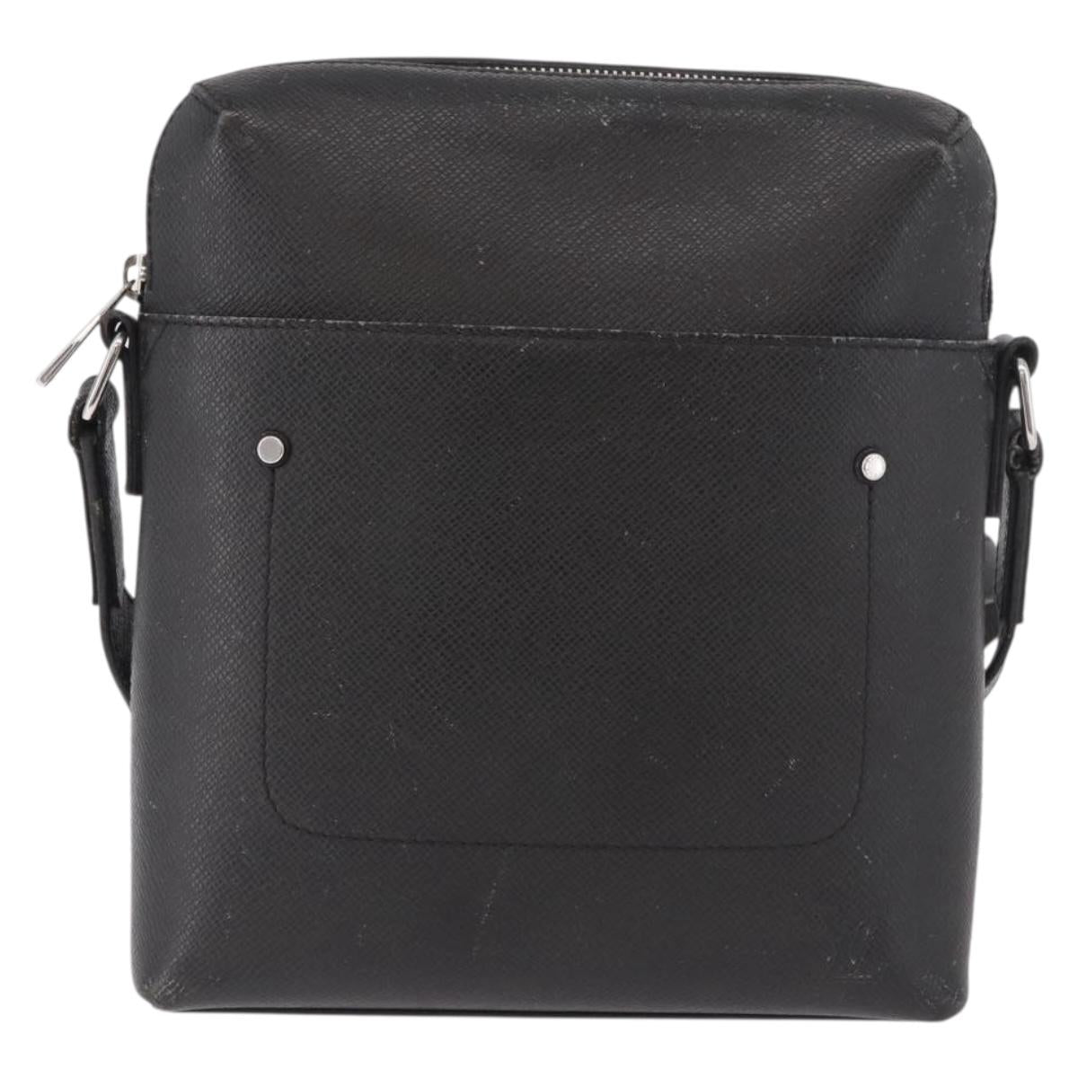 LOUIS VUITTON Taiga Pochette Grigori Shoulder Bag Ardoise M32712 LV Auth 186206A