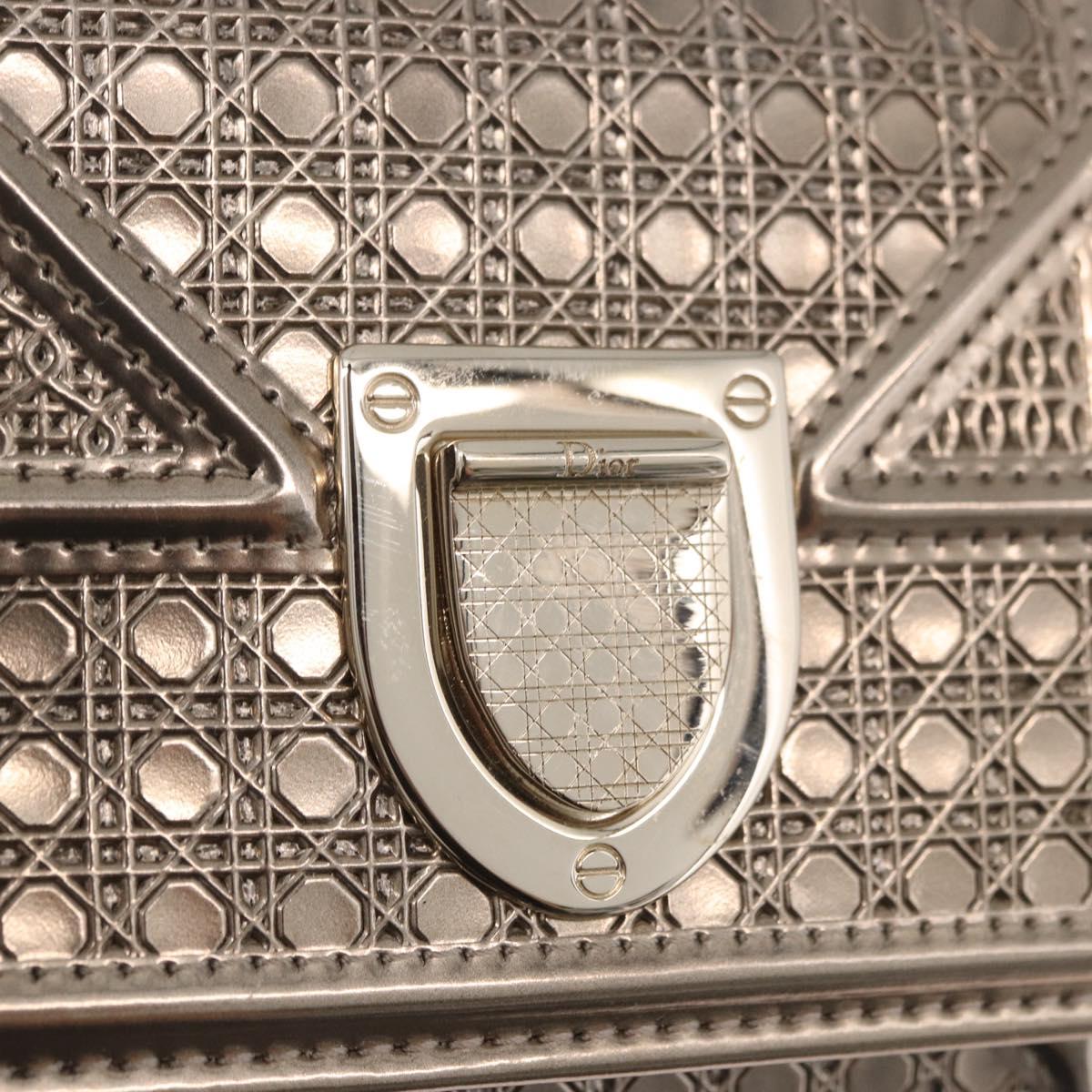 Christian Dior Diorama Wallet Leather Champagne Gold Auth 186259M