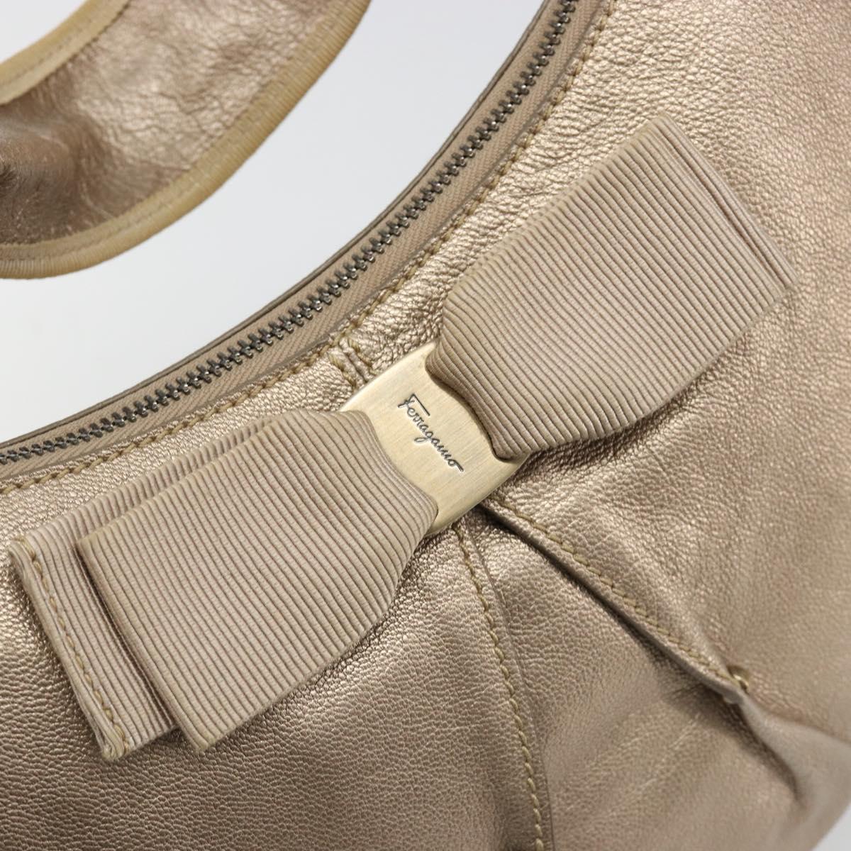 Salvatore Ferragamo Vala Shoulder Bag Leather Champagne Gold Gold Auth 186269A