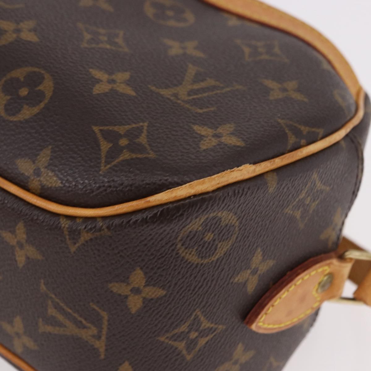 LOUIS VUITTON Monogram Blois Shoulder Bag M51221 LV Auth 186273