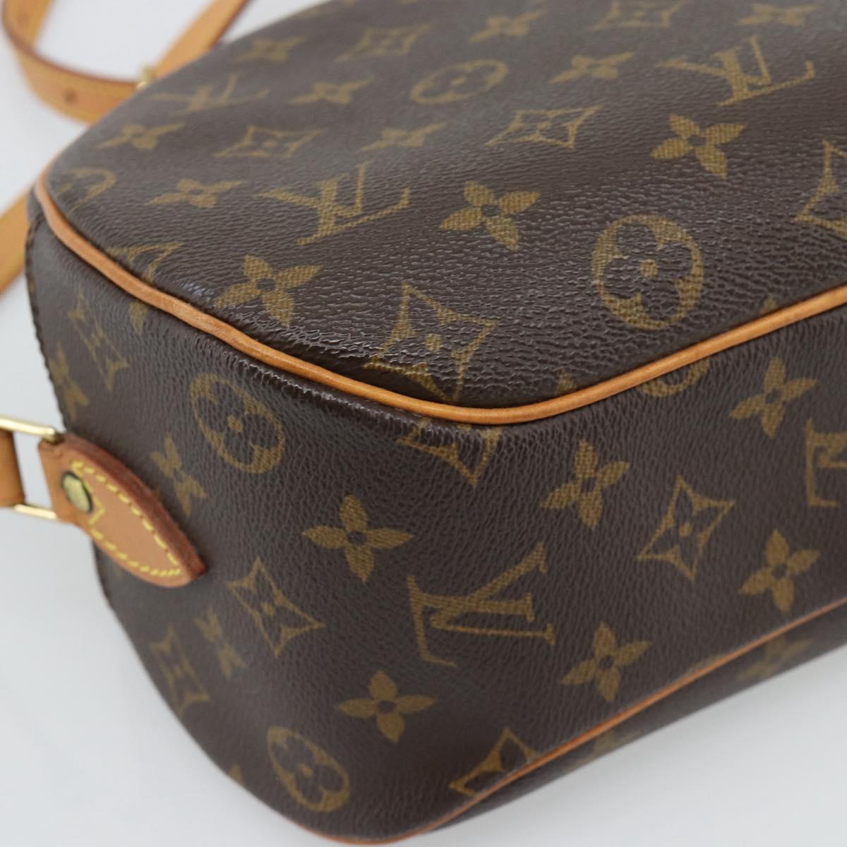 LOUIS VUITTON Monogram Blois Shoulder Bag M51221 LV Auth 186290A