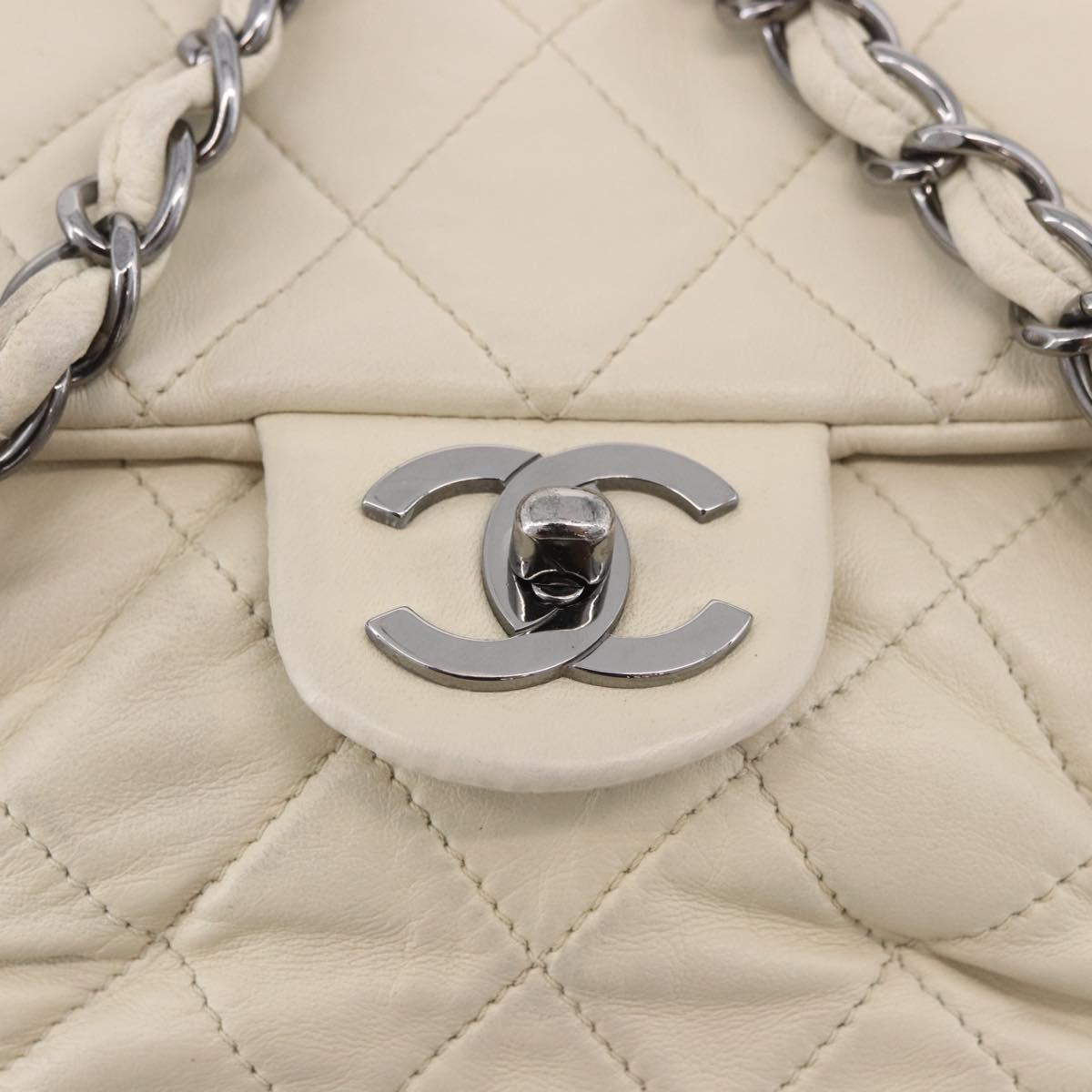 CHANEL Chain Matelasse Shoulder Bag Lamb Skin Ivory Silver CC Auth 186310
