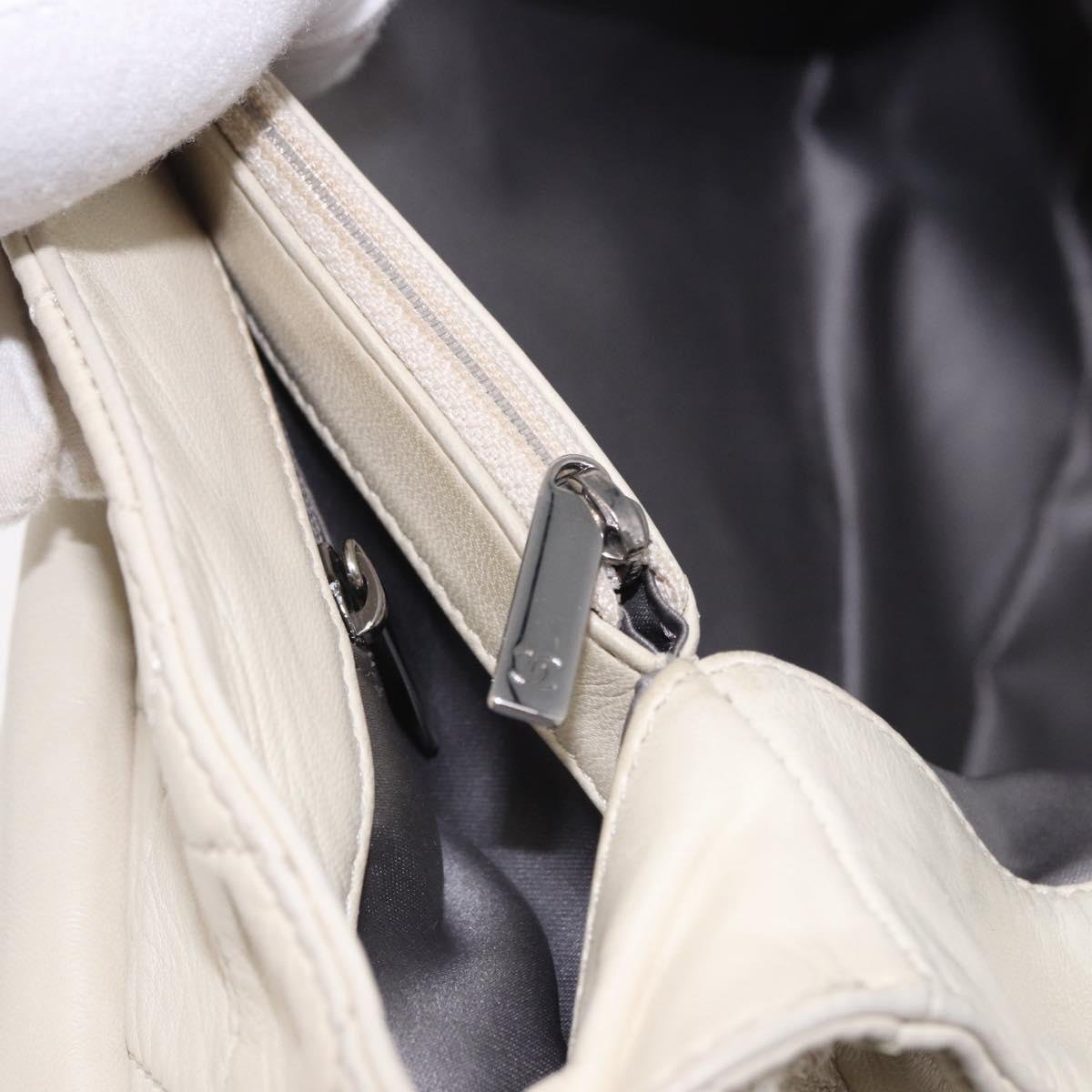 CHANEL Chain Matelasse Shoulder Bag Lamb Skin Ivory Silver CC Auth 186310