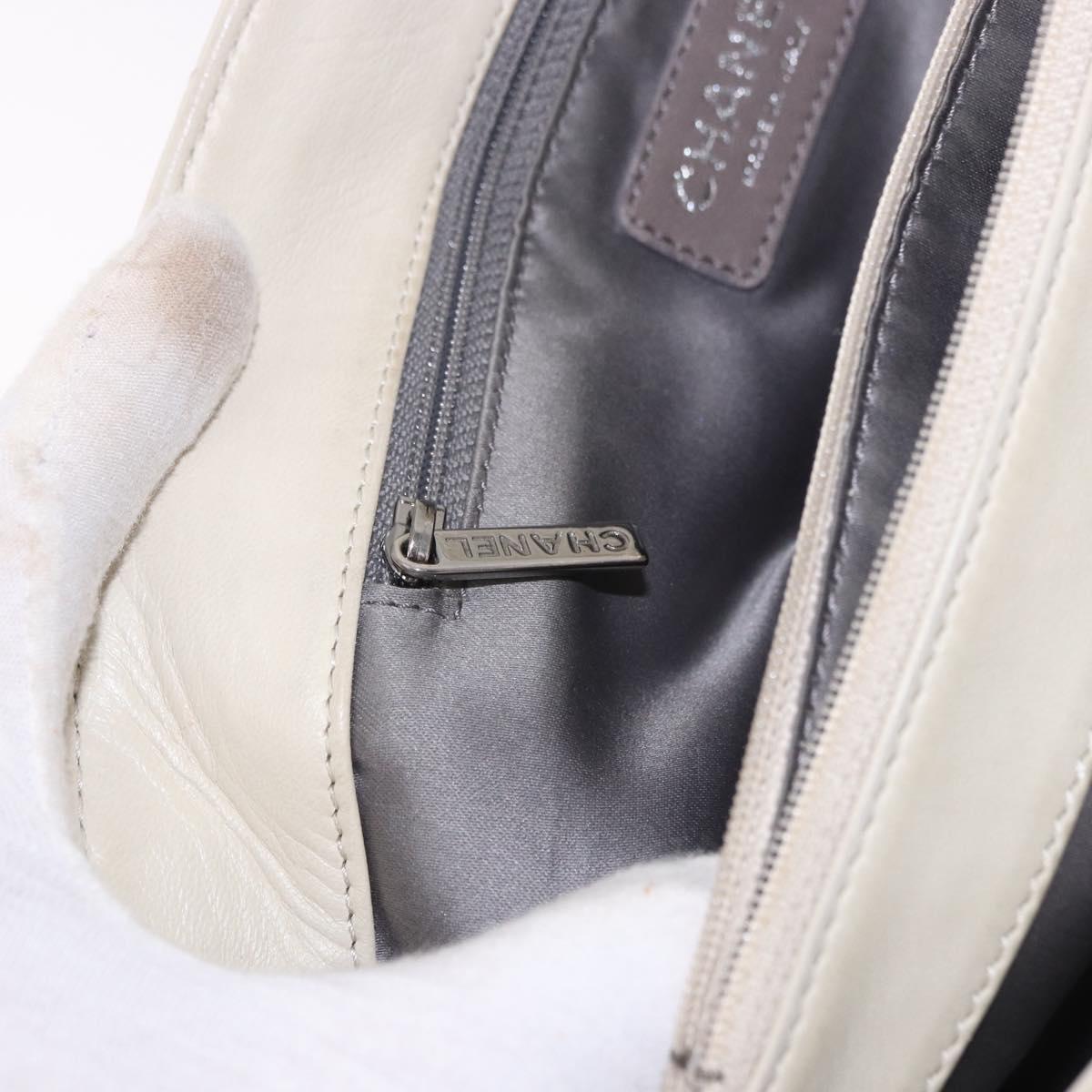 CHANEL Chain Matelasse Shoulder Bag Lamb Skin Ivory Silver CC Auth 186310