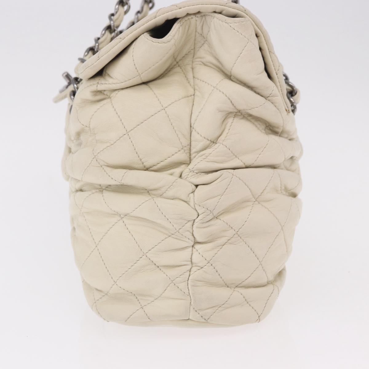 CHANEL Chain Matelasse Shoulder Bag Lamb Skin Ivory Silver CC Auth 186310