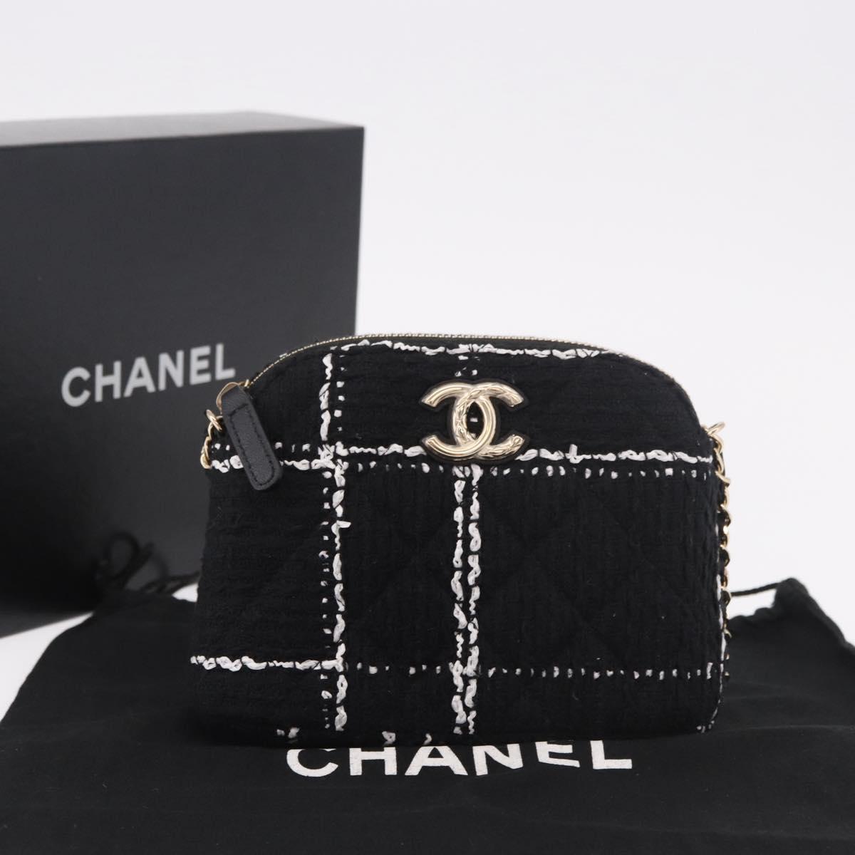 CHANEL Matelasse Chain Shoulder Bag Tweed Black Gold CC Auth 186402M