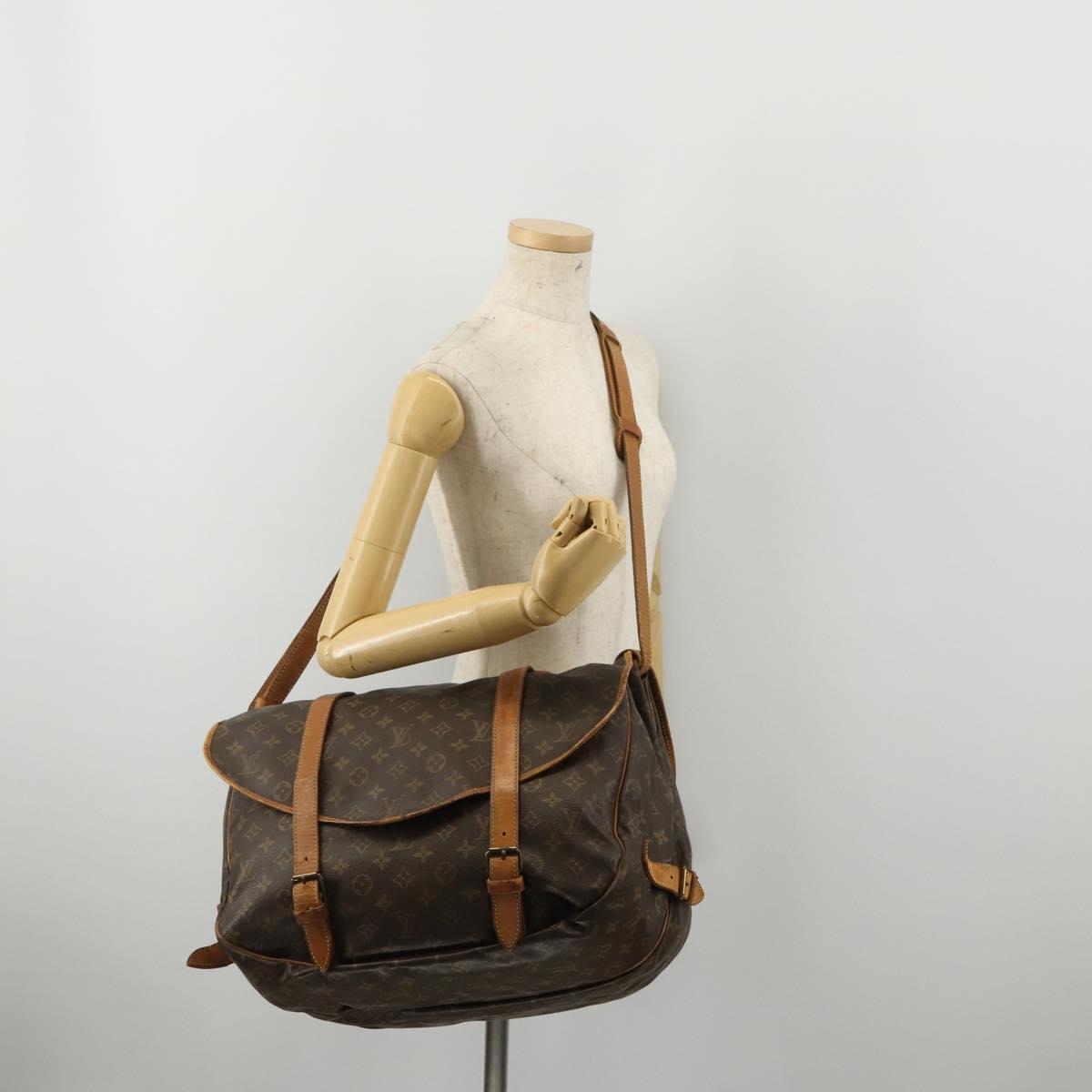 LOUIS VUITTON Monogram Saumur40 Shoulder Bag LV Auth 186579
