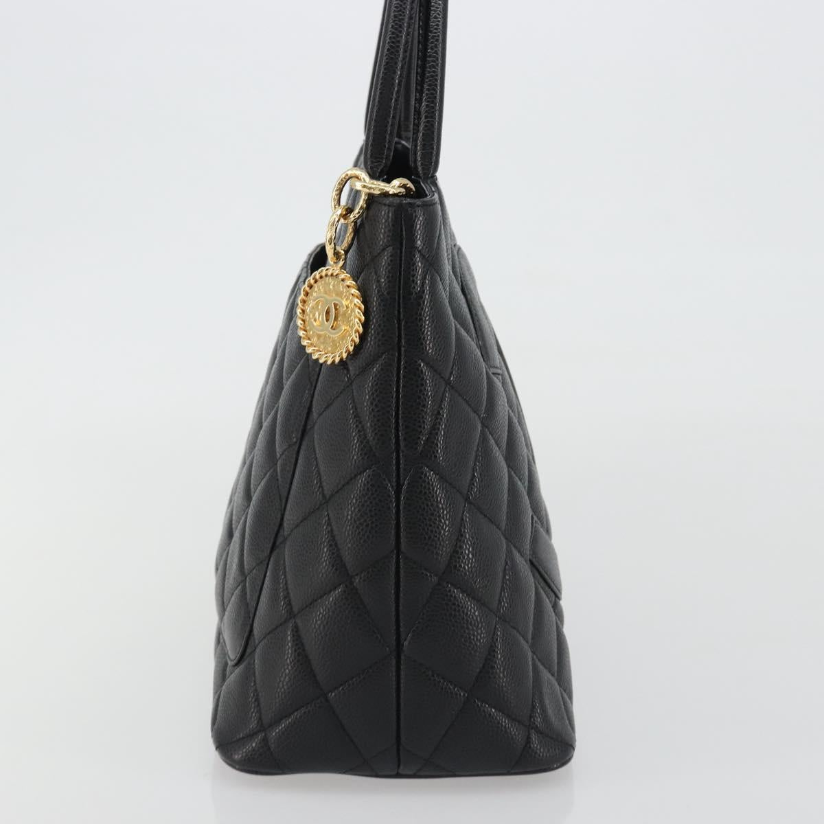 CHANEL Standard Tote Bag Caviar Skin Black Gold CC Auth 186633SAM
