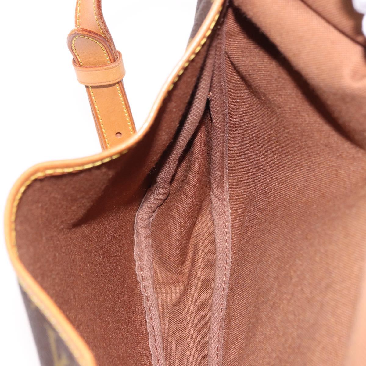 LOUIS VUITTON Monogram Saumur 30 Shoulder Bag M42256 LV Auth 186660A