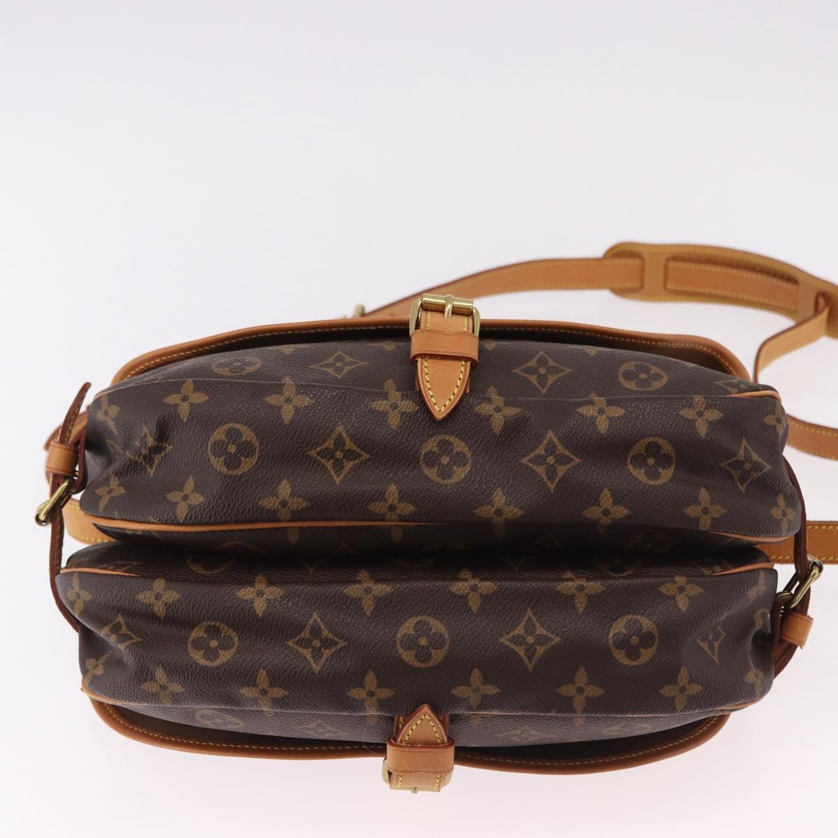 LOUIS VUITTON Monogram Saumur 30 Shoulder Bag M42256 LV Auth 186661A
