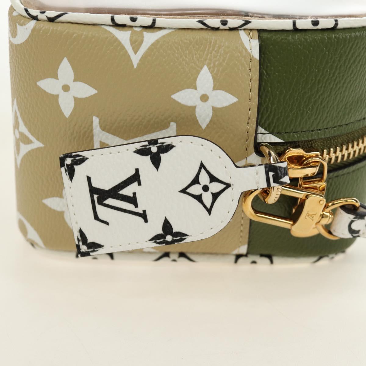 LOUIS VUITTON Monogram Giant Beach Porch Bag Green M67610 LV Auth 186686SAM