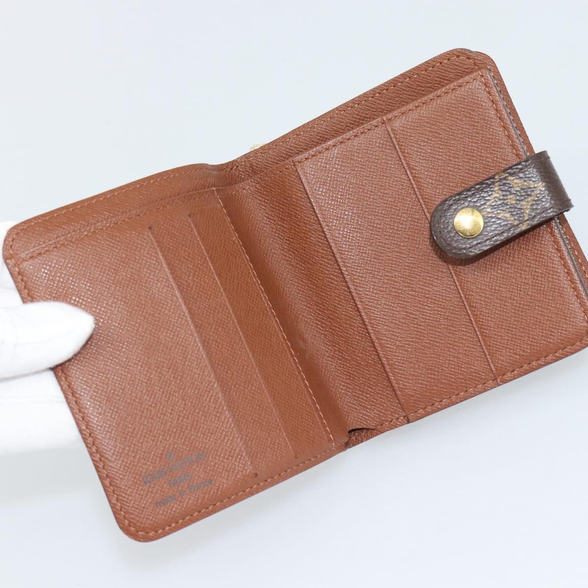 LOUIS VUITTON Monogram Compact Zip Wallet M61667 LV Auth 186702A