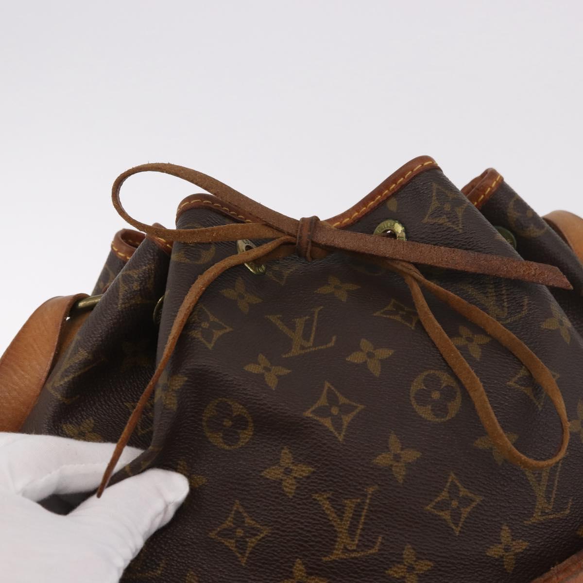 LOUIS VUITTON Monogram Noe Shoulder Bag M42224 LV Auth 187019