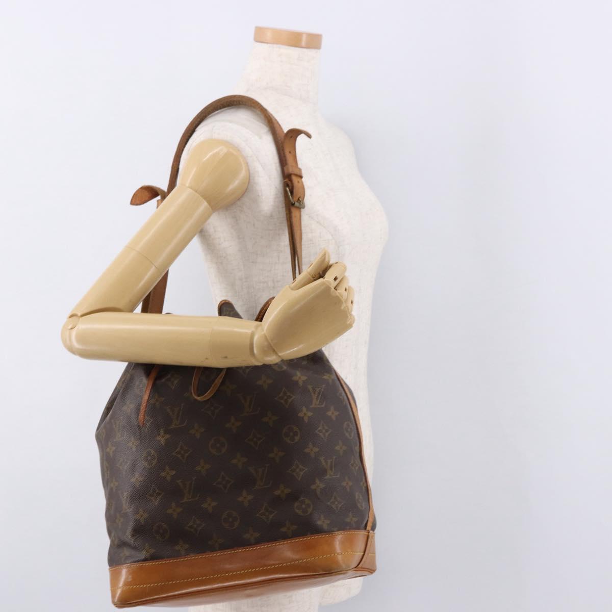 LOUIS VUITTON Monogram Noe Shoulder Bag M42224 LV Auth 187019
