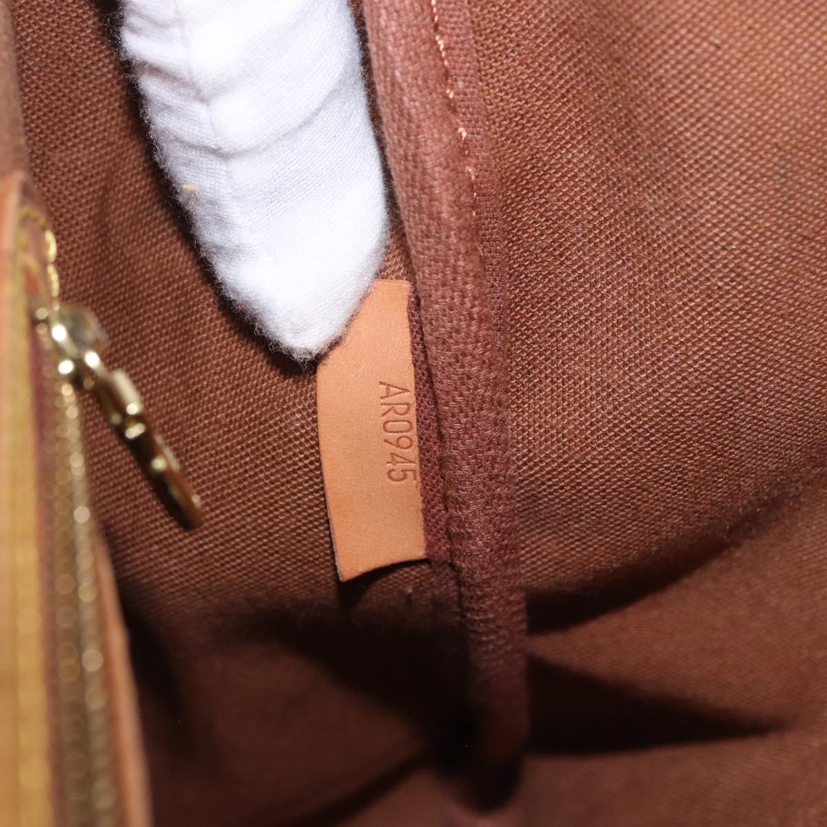 LOUIS VUITTON Monogram Gibeciere GM Shoulder Bag M42246 LV Auth 187115