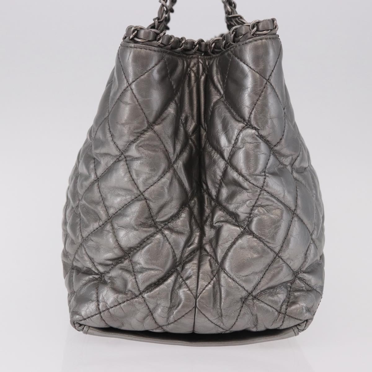 CHANEL Matelasse Chain Me Shoulder Bag Leather Silver CC Auth 187120SAV
