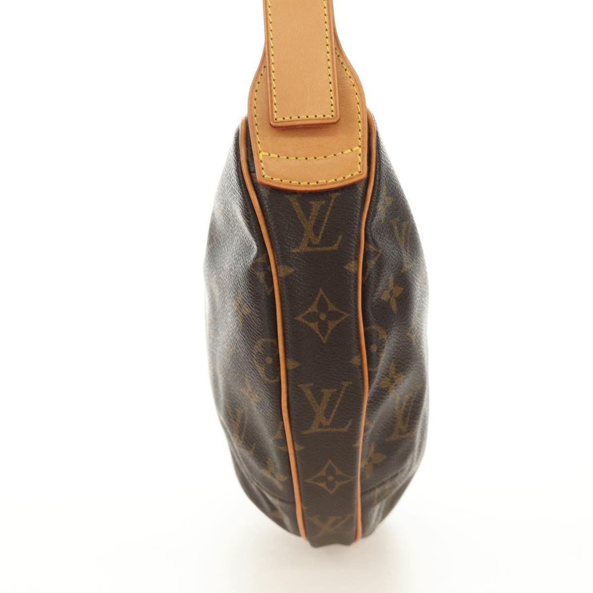 LOUIS VUITTON Monogram Croissant MM Shoulder Bag M51512 LV Auth 187194SAM