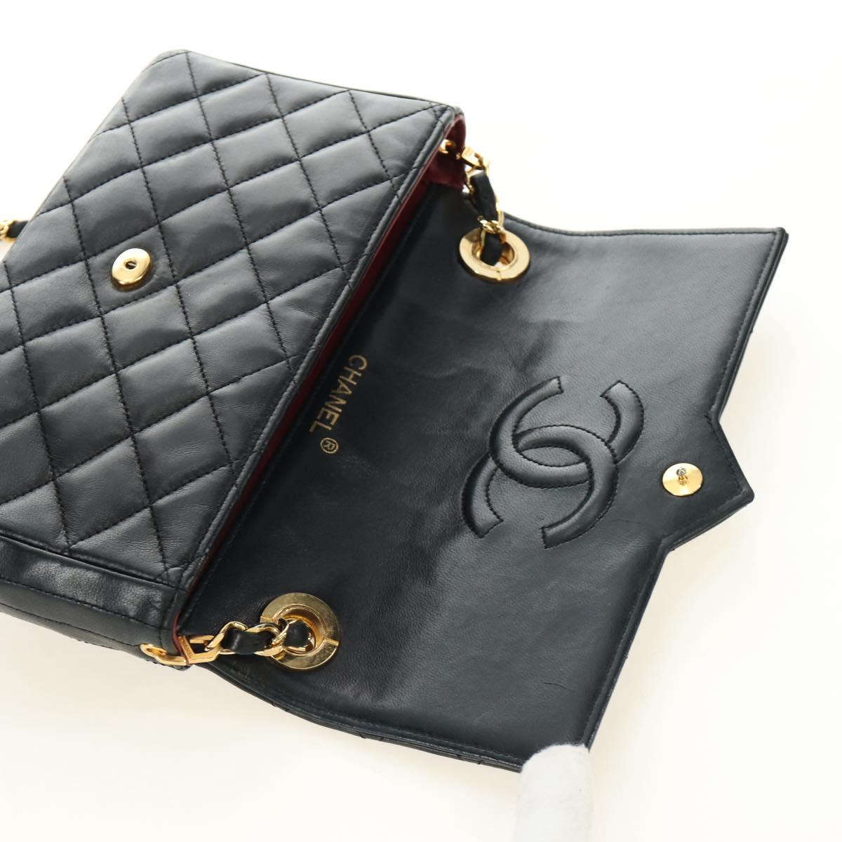 CHANEL Chain Matelasse Shoulder Bag Lamb Skin Black Gold CC Auth 187203SAV