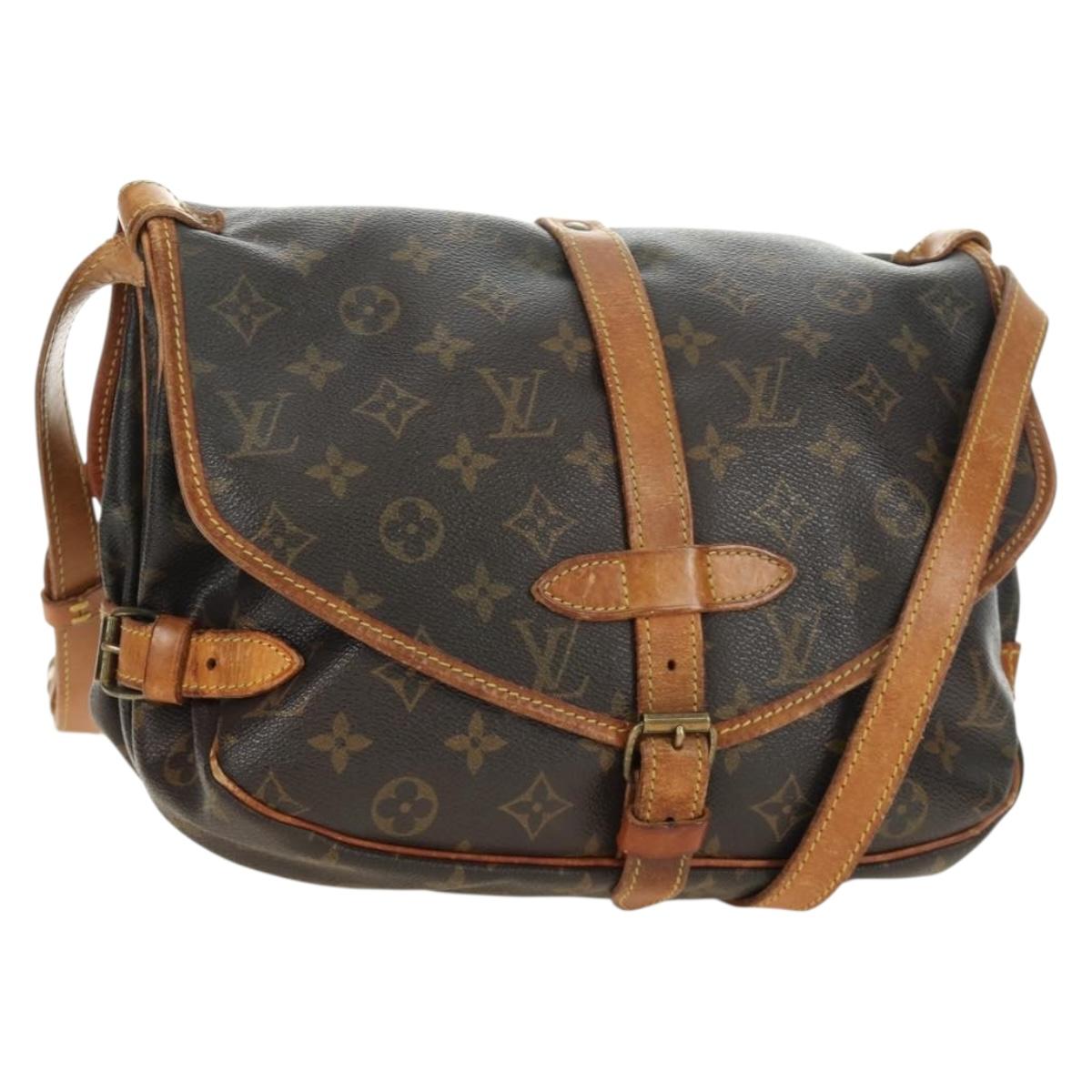 LOUIS VUITTON Monogram Saumur 30 Shoulder Bag M42256 LV Auth 187218