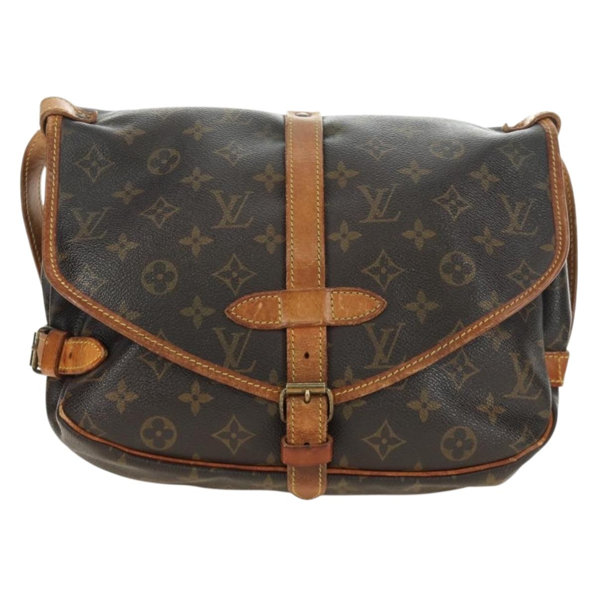 LOUIS VUITTON Monogram Saumur 30 Shoulder Bag M42256 LV Auth 187218