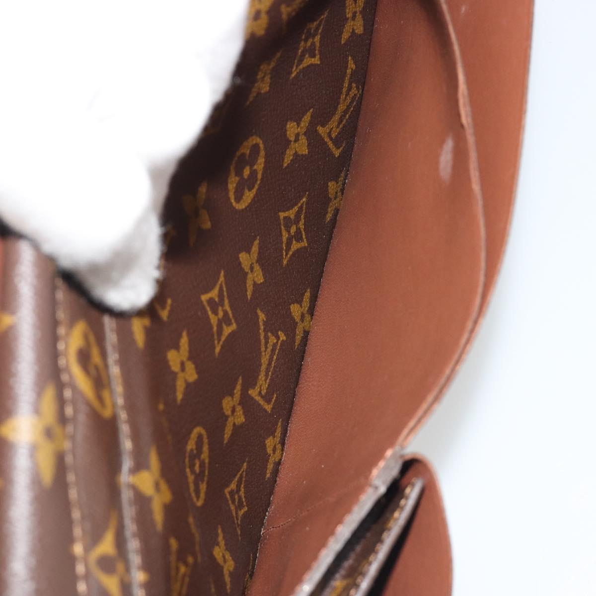 LOUIS VUITTON Monogram Poche Escapade Travel Case M60113 LV Auth 187282V