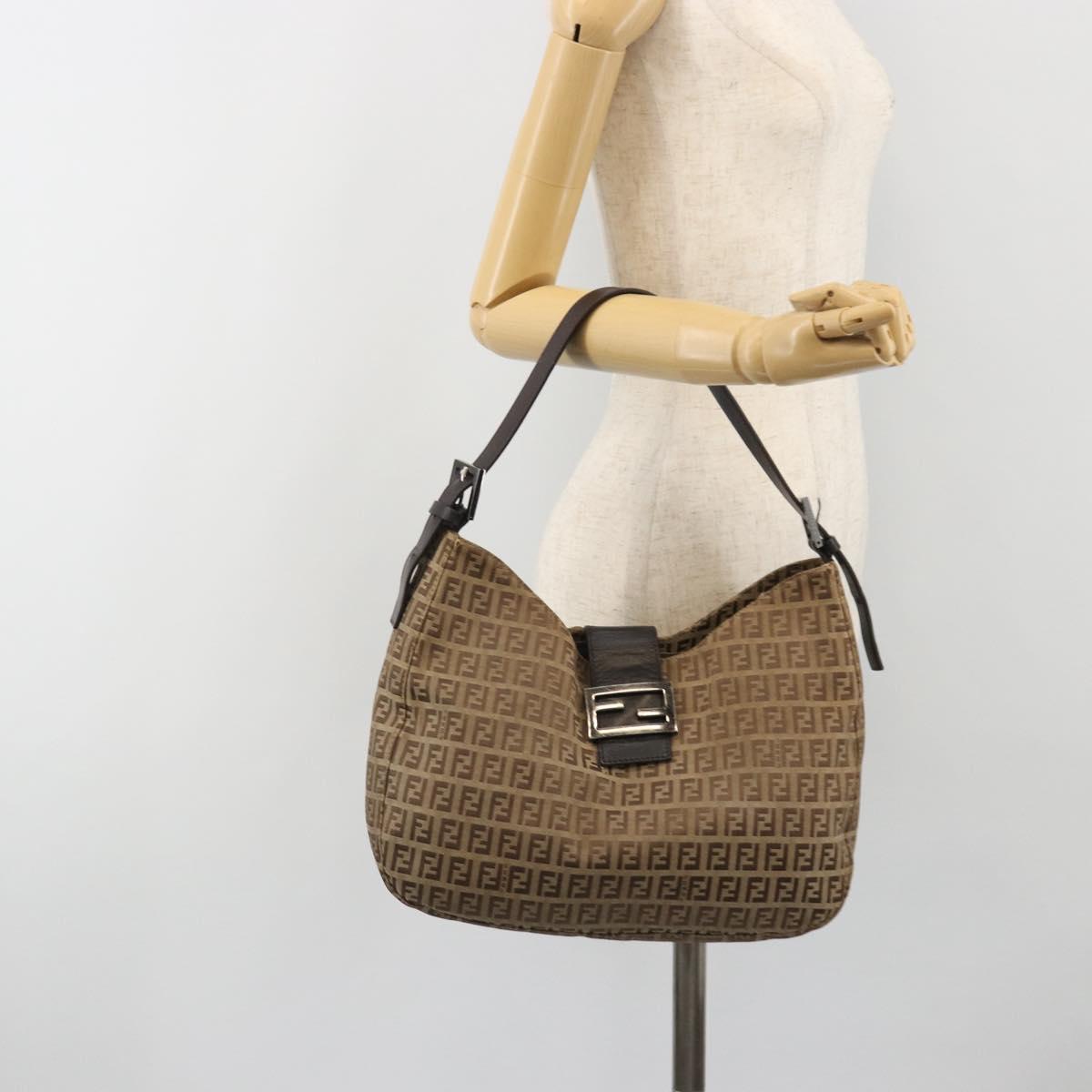 FENDI Zucca Canvas Mamma Baguette Shoulder Bag Brown Black Auth 187290A