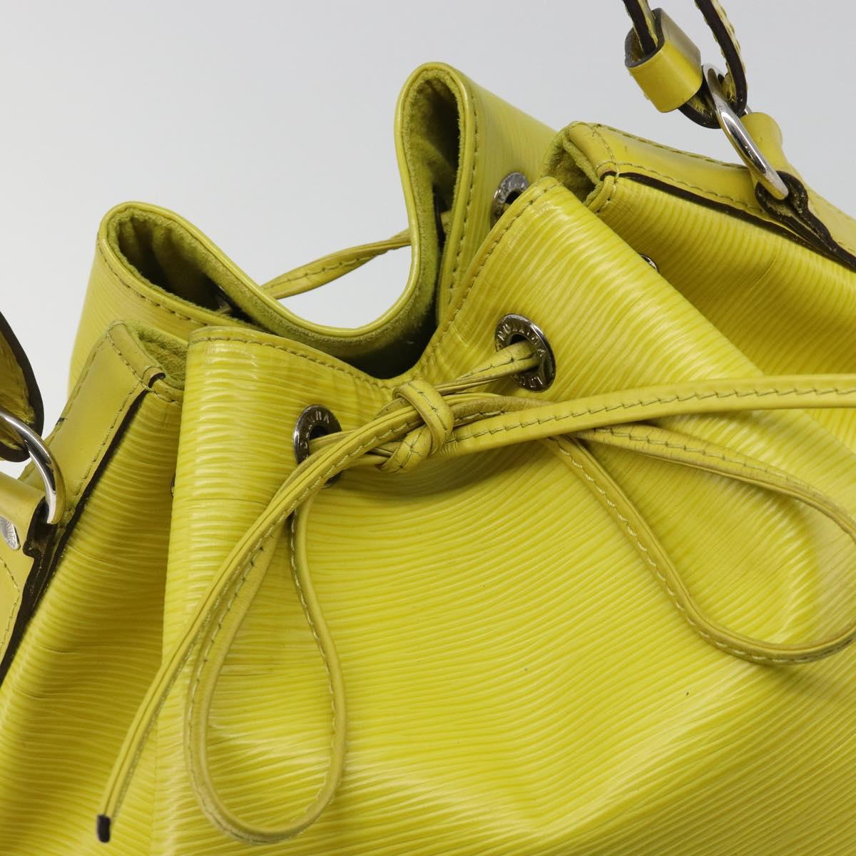 LOUIS VUITTON Epi Petit Noe Shoulder Bag Pistachian M40969 LV Auth 187291A