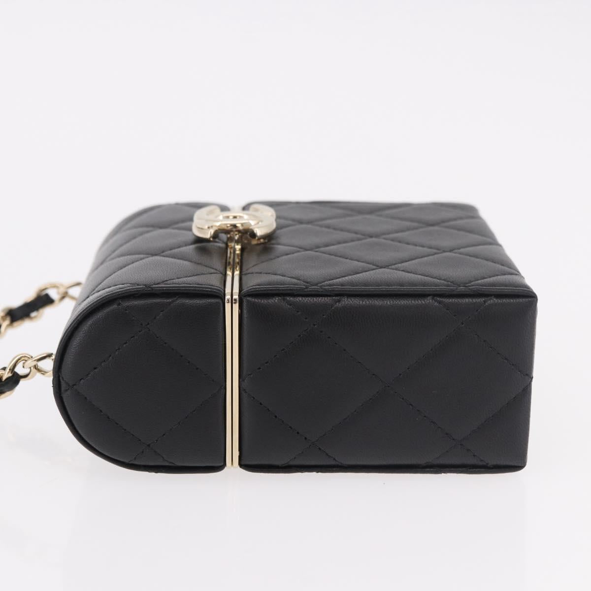 CHANEL Matelasse Chain Shoulder Bag Lamb Skin Black Gold CC Auth 187480SAM