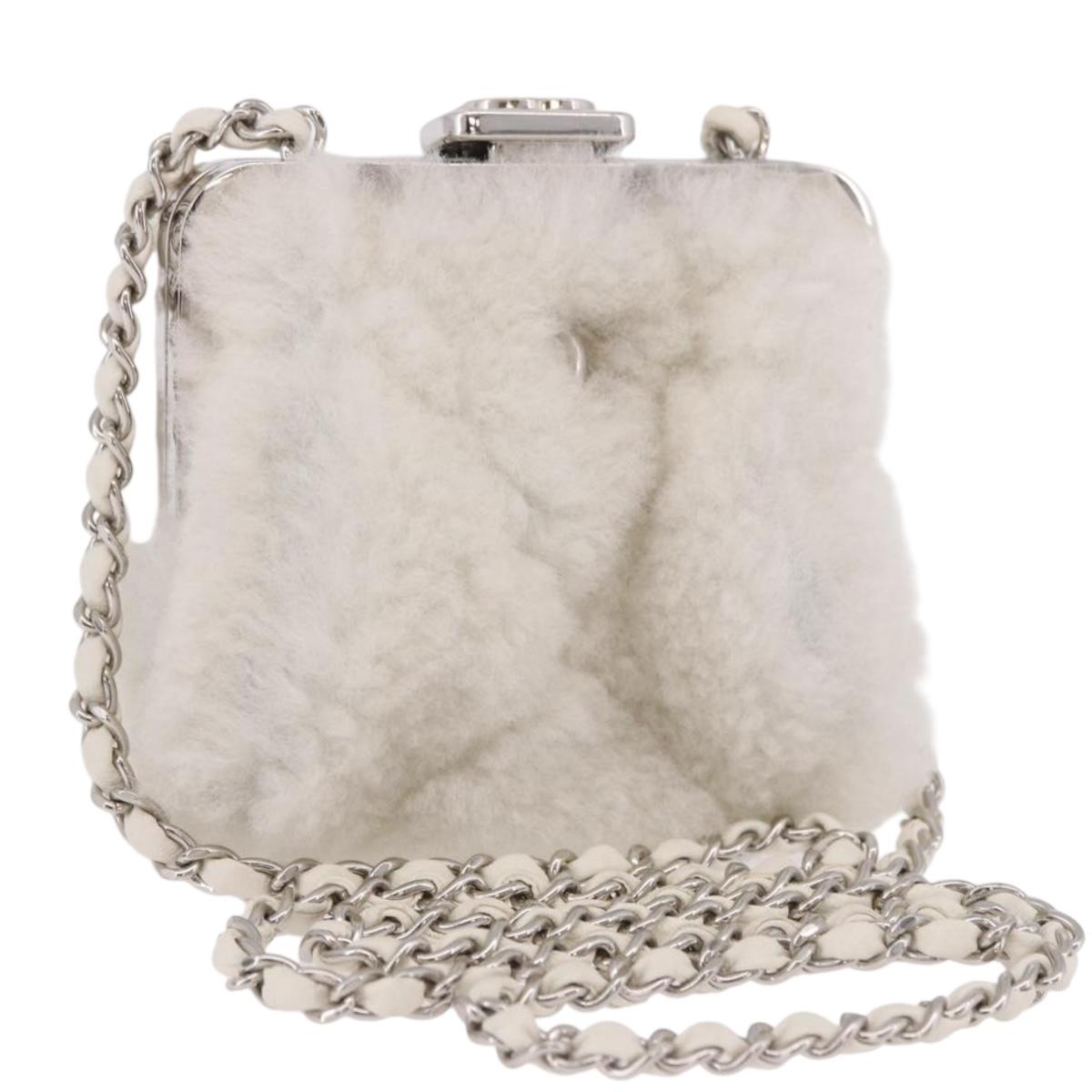 CHANEL Matelasse Chain Shoulder Bag Bore White Silver CC Auth 187487SAM