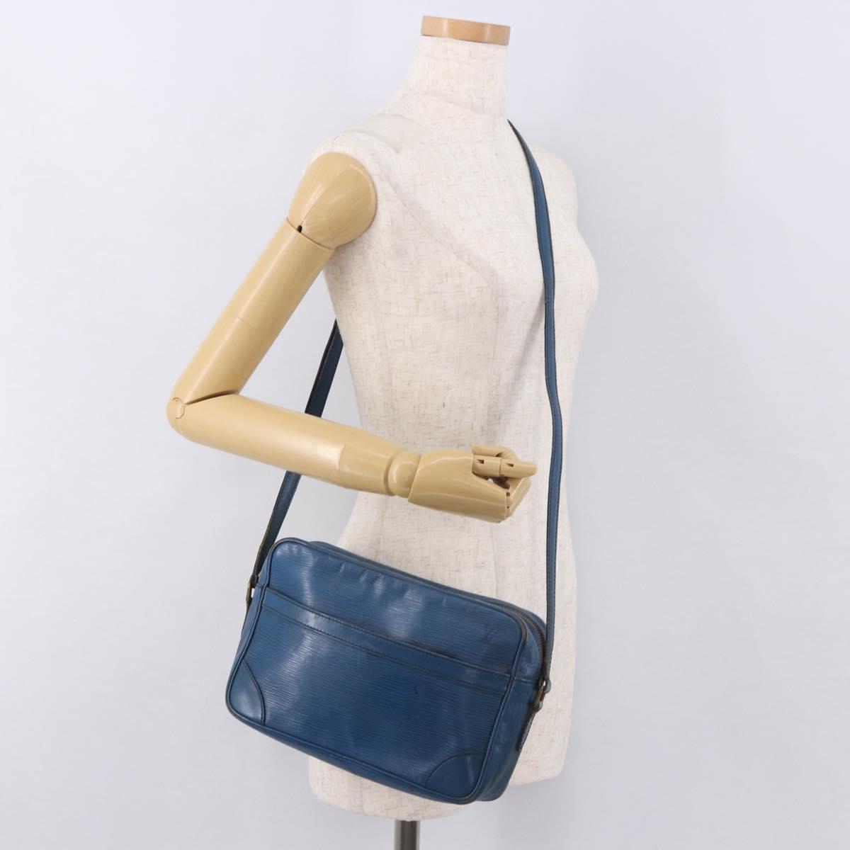 LOUIS VUITTON Epi Trocadero 27 Shoulder Bag Blue M52315 LV Auth 187579